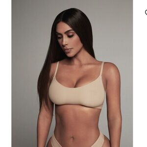SKIMS FITS EVERYBODY SCOOP BRALETTE